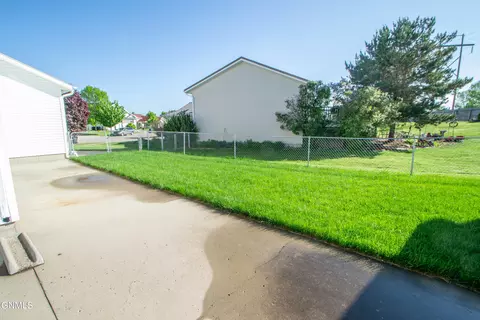 1003 25th St SE, Mandan, ND 58554 photo 15