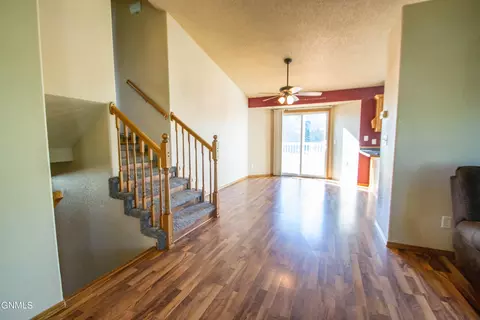1003 25th St SE, Mandan, ND 58554 photo 18
