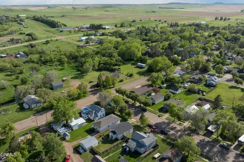 View/Area - 222 Maple St, Hebron, ND 58638 photo 3 of 10