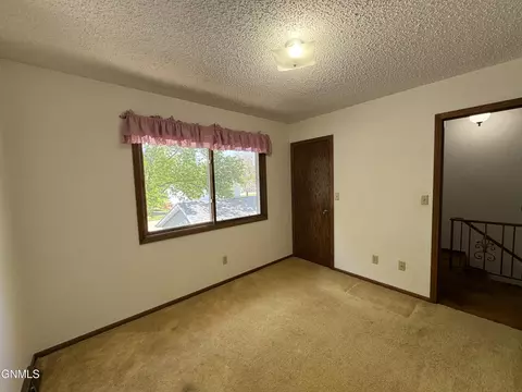 Bedroom - 2905 Warwick Loop, Bismarck, ND 58504 photo 2 of 6