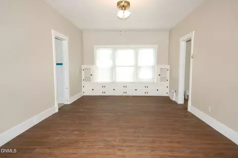 301 W Main St, Sidney, MT 59270 photo 2