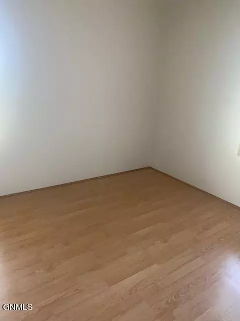 Bedroom - 953 3rd Ave W, Dickinson, ND 58601 photo 3 of 3