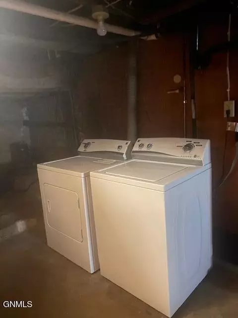 Other - 953 3rd Ave W, Dickinson, ND 58601 photo 10 of 12