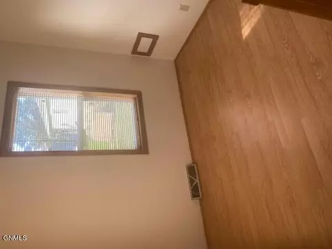 Bedroom - 953 3rd Ave W, Dickinson, ND 58601 photo 1 of 3