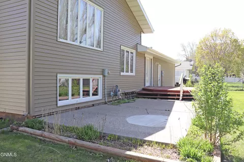 1302 S 3rd Street St, Bismarck, ND 58504 photo 48