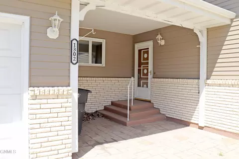1302 S 3rd Street St, Bismarck, ND 58504 photo 2