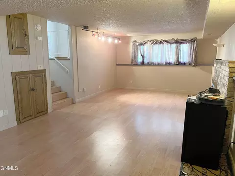 1302 S 3rd Street St, Bismarck, ND 58504 photo 39
