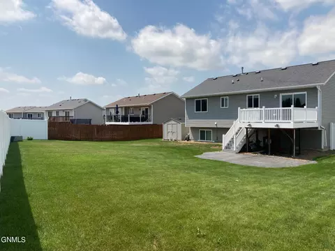 2808 Plainview Dr SE, Mandan, ND 58554 photo 47