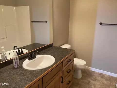 2808 Plainview Dr SE, Mandan, ND 58554 photo 39