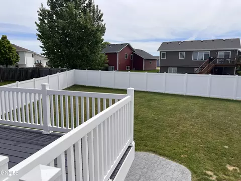 2808 Plainview Dr SE, Mandan, ND 58554 photo 43