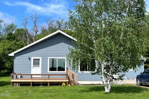 10701 22nd St SE, Rogers, ND 58479