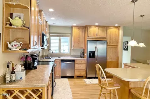 2122 E Dakota Pkwy, Williston, ND 58801 photo 11