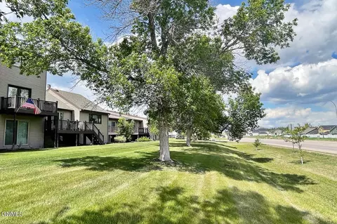 2122 E Dakota Pkwy, Williston, ND 58801 photo 47