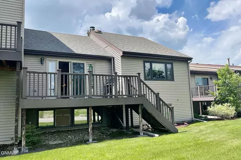 2122 E Dakota Pkwy, Williston, ND 58801 photo 48