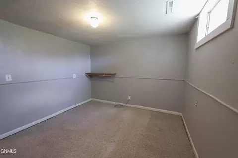 401 5th Ave W, Williston, ND 58801 photo 23