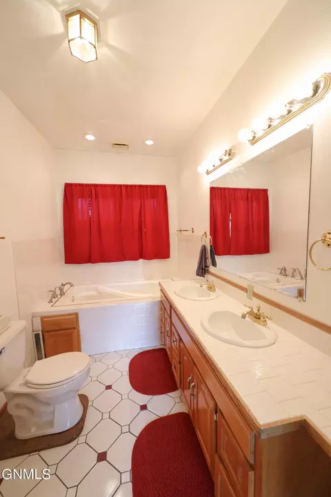 401 5th Ave W, Williston, ND 58801 photo 14