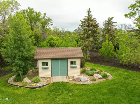 Other - 9405 Oak Dr, Bismarck, ND 58503 photo 33 of 33