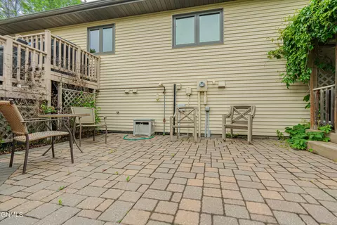 Exterior - 9405 Oak Dr, Bismarck, ND 58503 photo 23 of 52