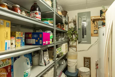 Other - 9405 Oak Dr, Bismarck, ND 58503 photo 8 of 33