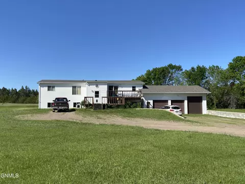 8731 Bar D Rd, Bismarck, ND 58504