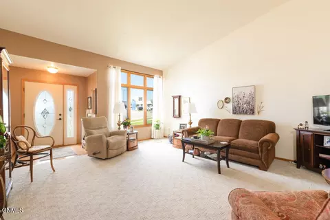 774 Interstate Ave, Bismarck, ND 58503 photo 5