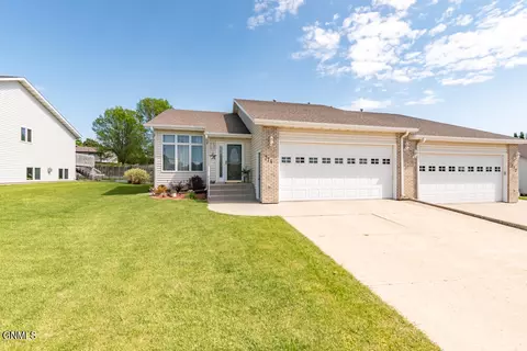 774 Interstate Ave, Bismarck, ND 58503 photo 1
