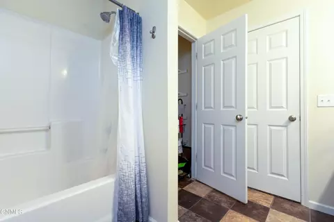 4717 Corvette St NW, Mandan, ND 58554 photo 17