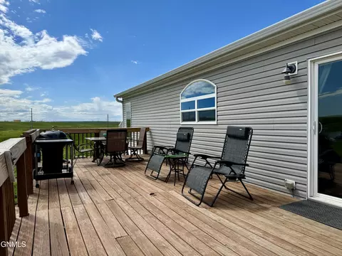 14131 Basin Loop, Williston, ND 58801 photo 16