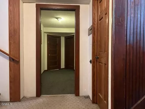 Entry Way - 618 Main St, Williston, ND 58801 photo 7 of 9