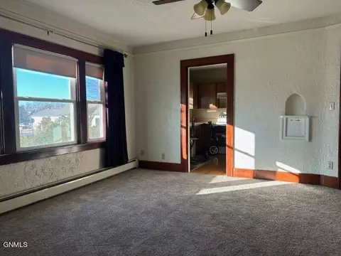 Living - 618 Main St, Williston, ND 58801 photo 3 of 5