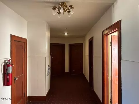 Entry Way - 618 Main St, Williston, ND 58801 photo 2 of 9