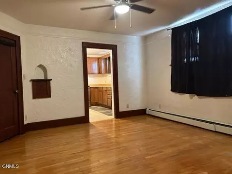 Living - 618 Main St, Williston, ND 58801 photo 2 of 5