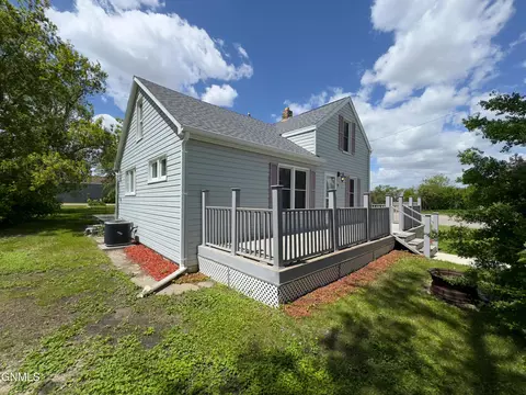 6 2nd St SE, Stanley, ND 58784 photo 43