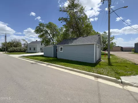 6 2nd St SE, Stanley, ND 58784 photo 39