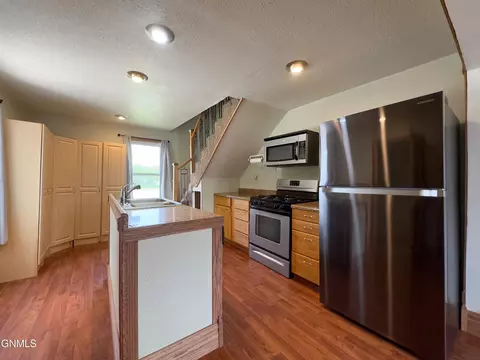 6 2nd St SE, Stanley, ND 58784 photo 14