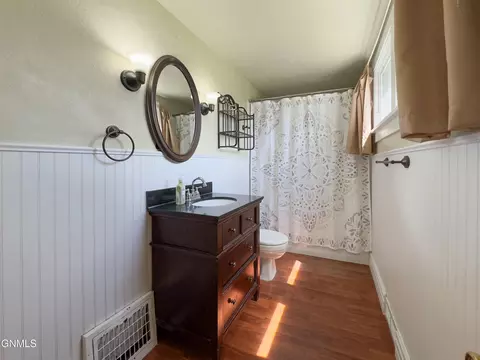 6 2nd St SE, Stanley, ND 58784 photo 9
