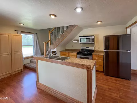 6 2nd St SE, Stanley, ND 58784 photo 15