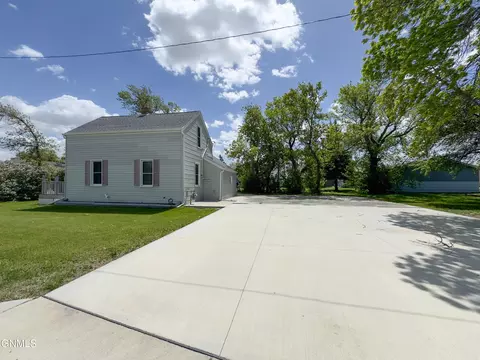 6 2nd St SE, Stanley, ND 58784 photo 36