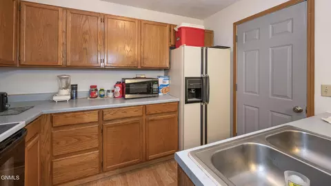 5 Eckleson Rd, Lincoln, ND 58504 photo 11