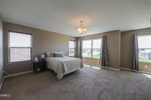 Bedroom - 5319 Superior Dr, Bismarck, ND 58503 photo 1 of 9