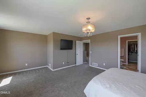 Bedroom - 5319 Superior Dr, Bismarck, ND 58503 photo 2 of 9