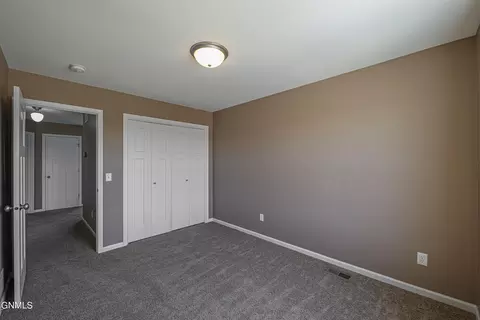 Bedroom - 5319 Superior Dr, Bismarck, ND 58503 photo 7 of 9