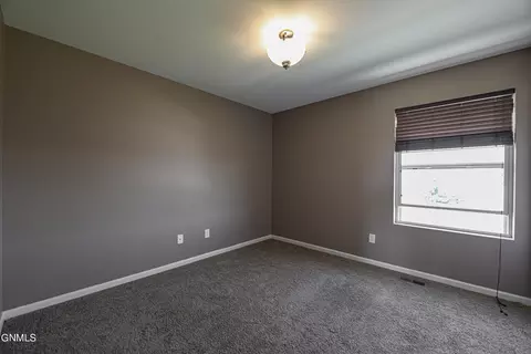Bedroom - 5319 Superior Dr, Bismarck, ND 58503 photo 4 of 9
