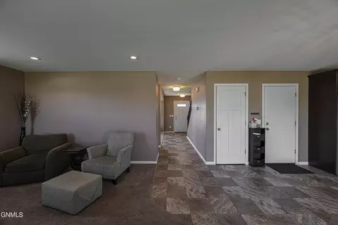 Entry Way - 5319 Superior Dr, Bismarck, ND 58503 photo 3 of 9