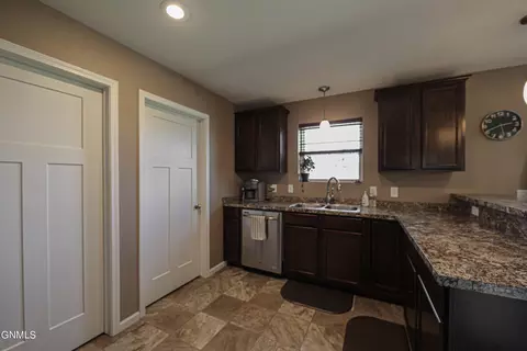 Kitchen - 5319 Superior Dr, Bismarck, ND 58503 photo 1 of 2
