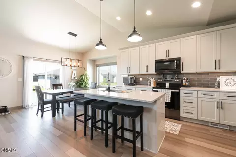 3908 Silver Blvd, Bismarck, ND 58503 photo 3