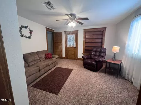 512 3rd Ave, Forbes, ND 58439 photo 8