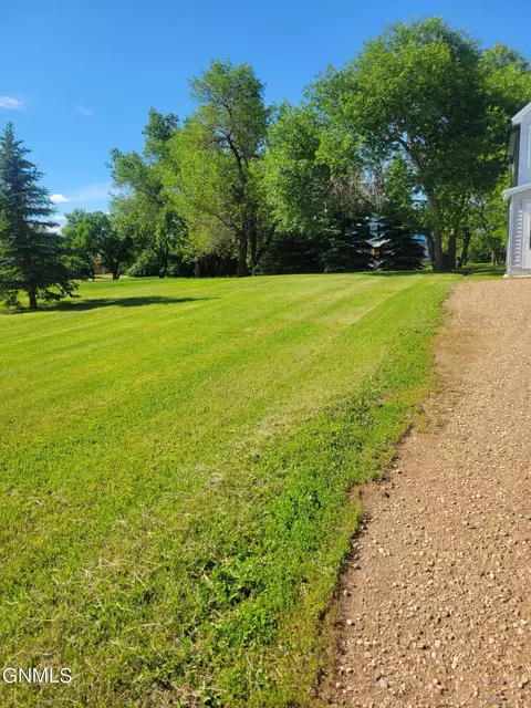 512 3rd Ave, Forbes, ND 58439 photo 2
