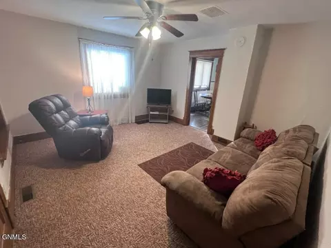 512 3rd Ave, Forbes, ND 58439 photo 9