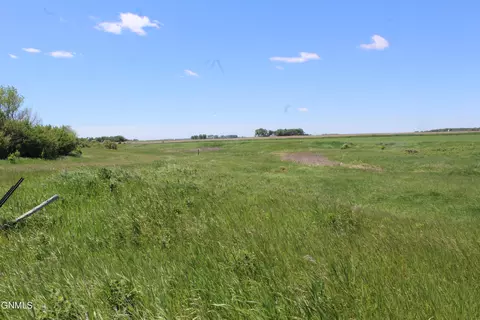 Nnnn 38th Street, Maddock, ND 58348 photo 10